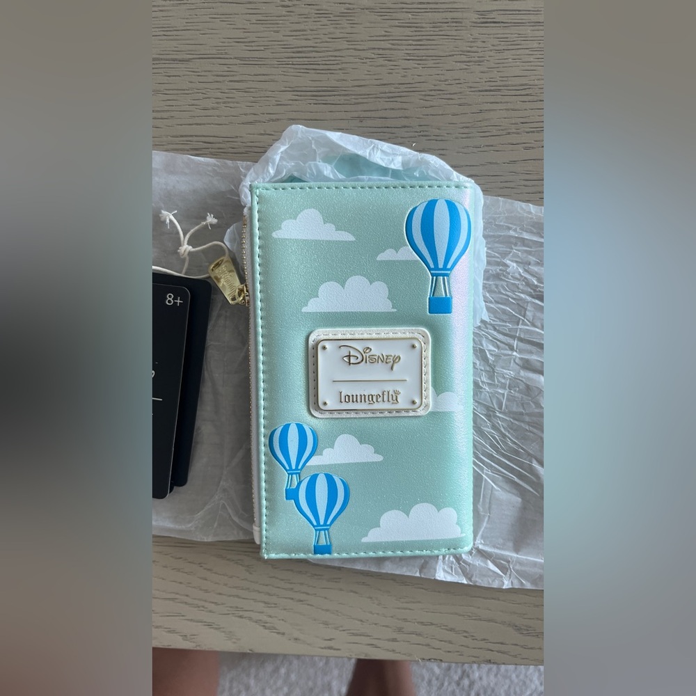 Disney Hot Air Balloon Classic character Wallet - Pink and Mint - Picture 5 of 5